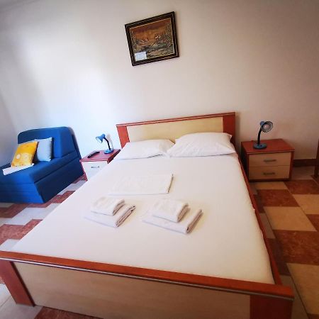 Apartments Vrdoljak Lumbarda Luaran gambar