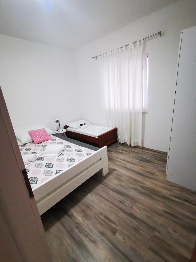 Apartments Vrdoljak Lumbarda Luaran gambar
