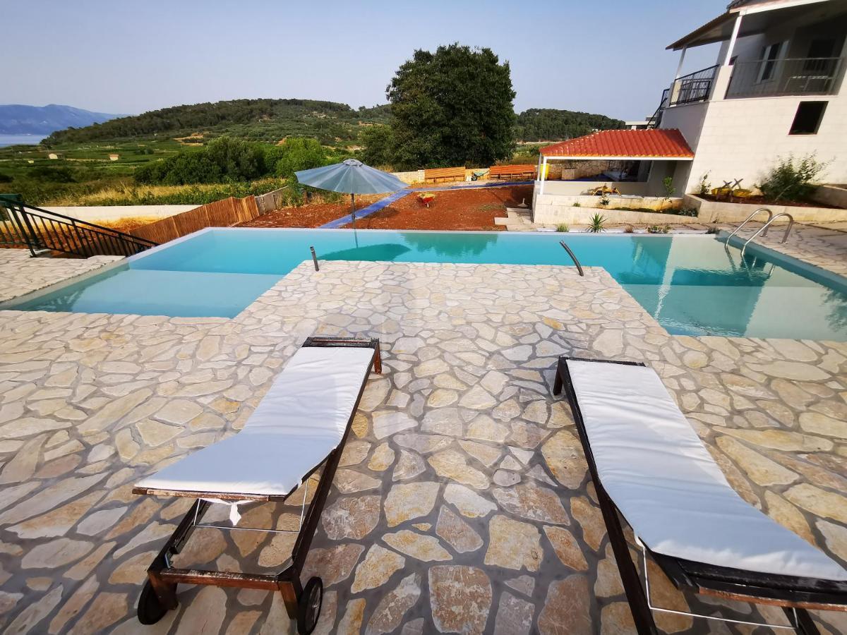 Apartments Vrdoljak Lumbarda Luaran gambar