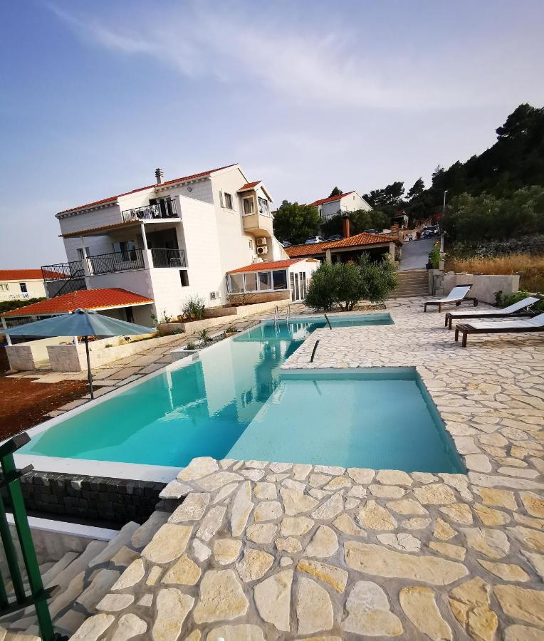 Apartments Vrdoljak Lumbarda Luaran gambar
